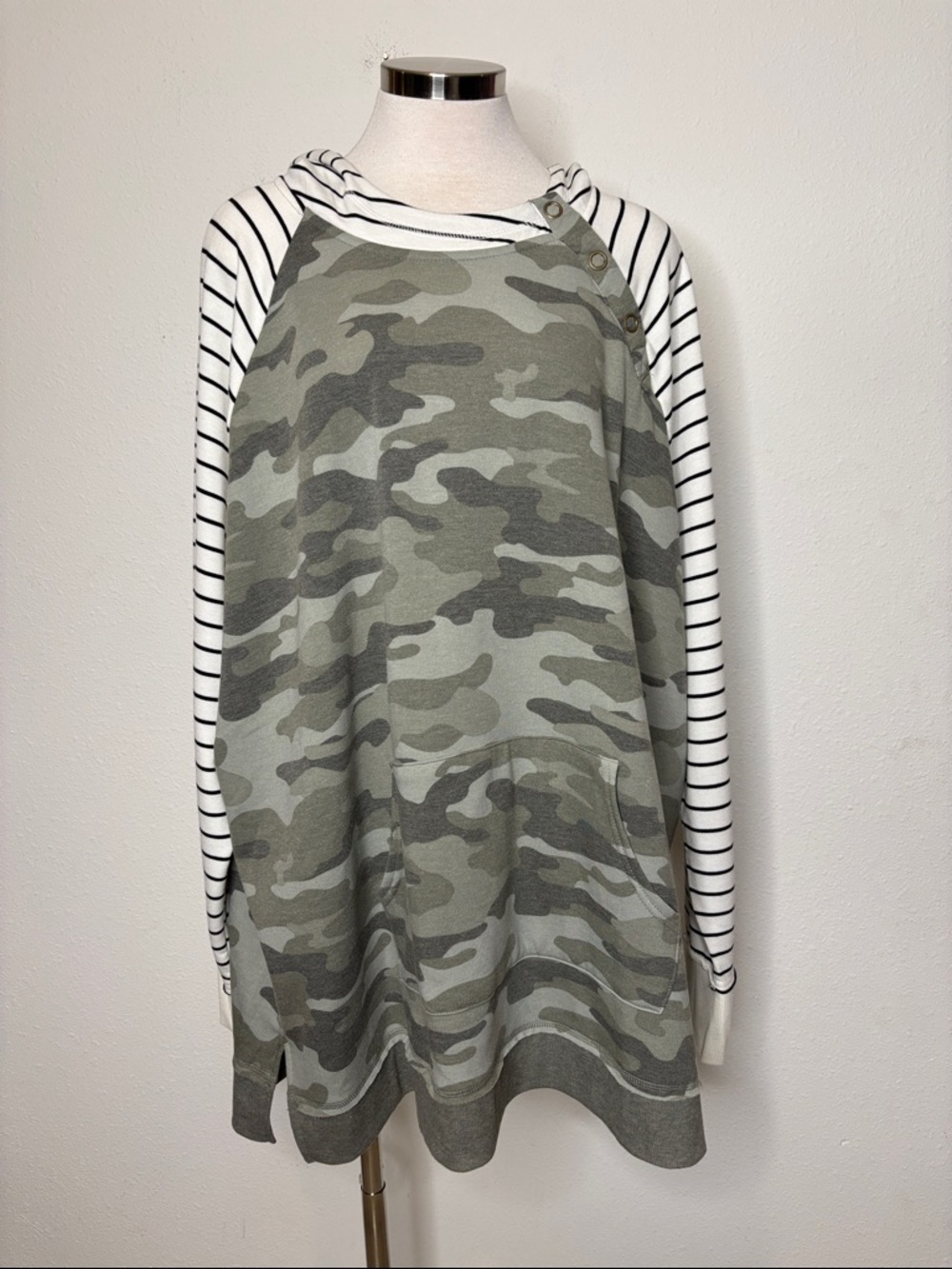 Maurices size 3 Green Camo Raglan Hoodie with Black & White Striped Sleeves